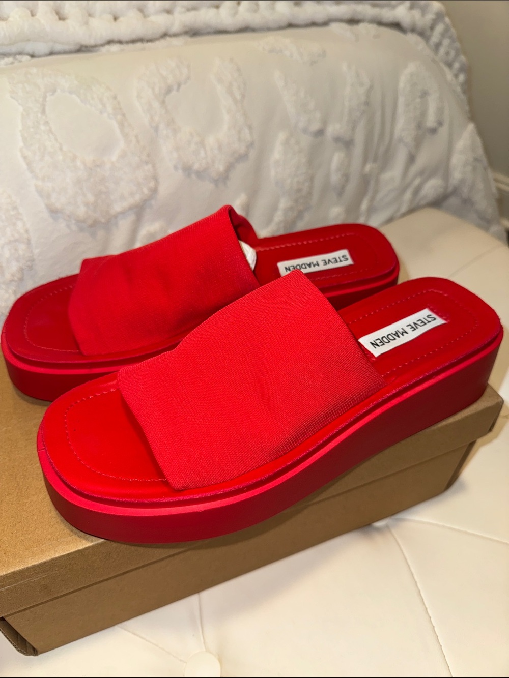 Steve Madden Bright Red Platform Slip-On Stretchy Slides - Picture 4 of 8